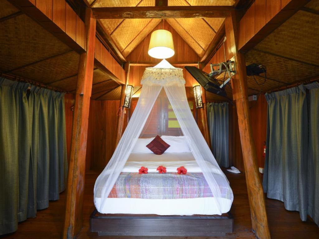 Villa Malihom Private Estate à Balik Pulau Extérieur photo