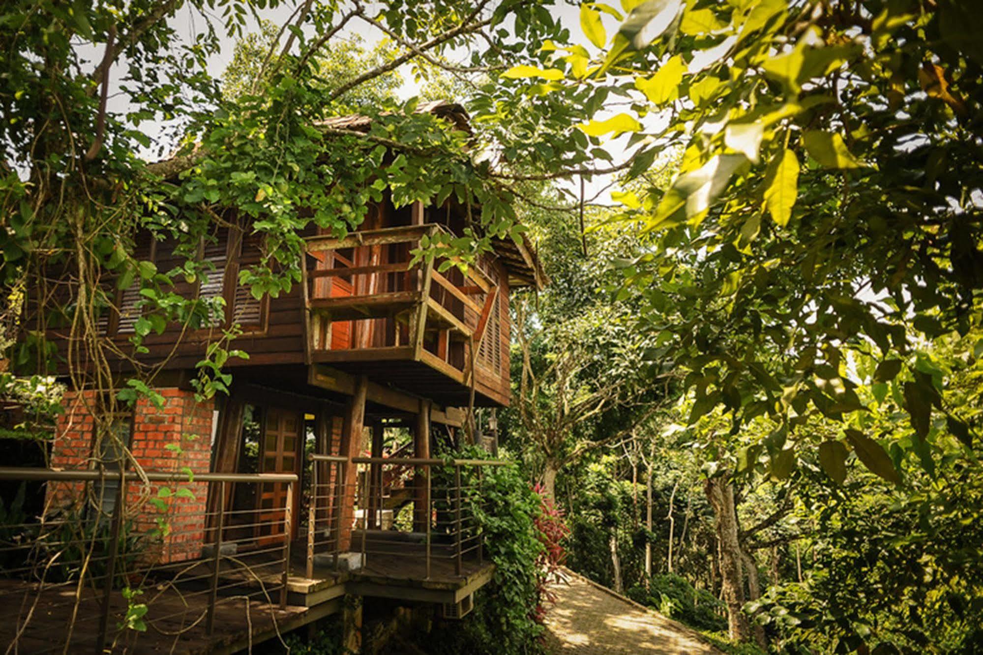 Villa Malihom Private Estate à Balik Pulau Extérieur photo