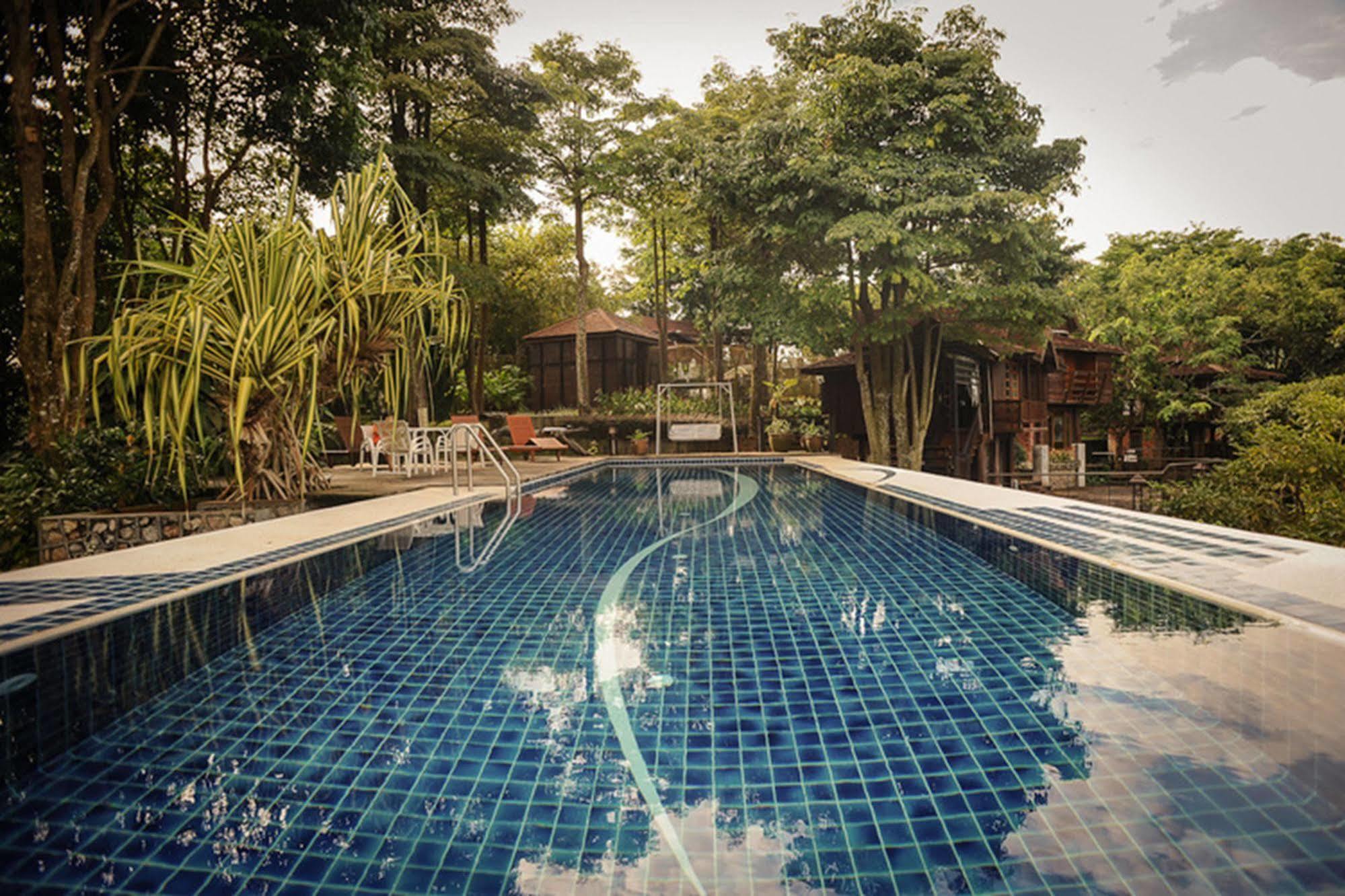 Villa Malihom Private Estate à Balik Pulau Extérieur photo